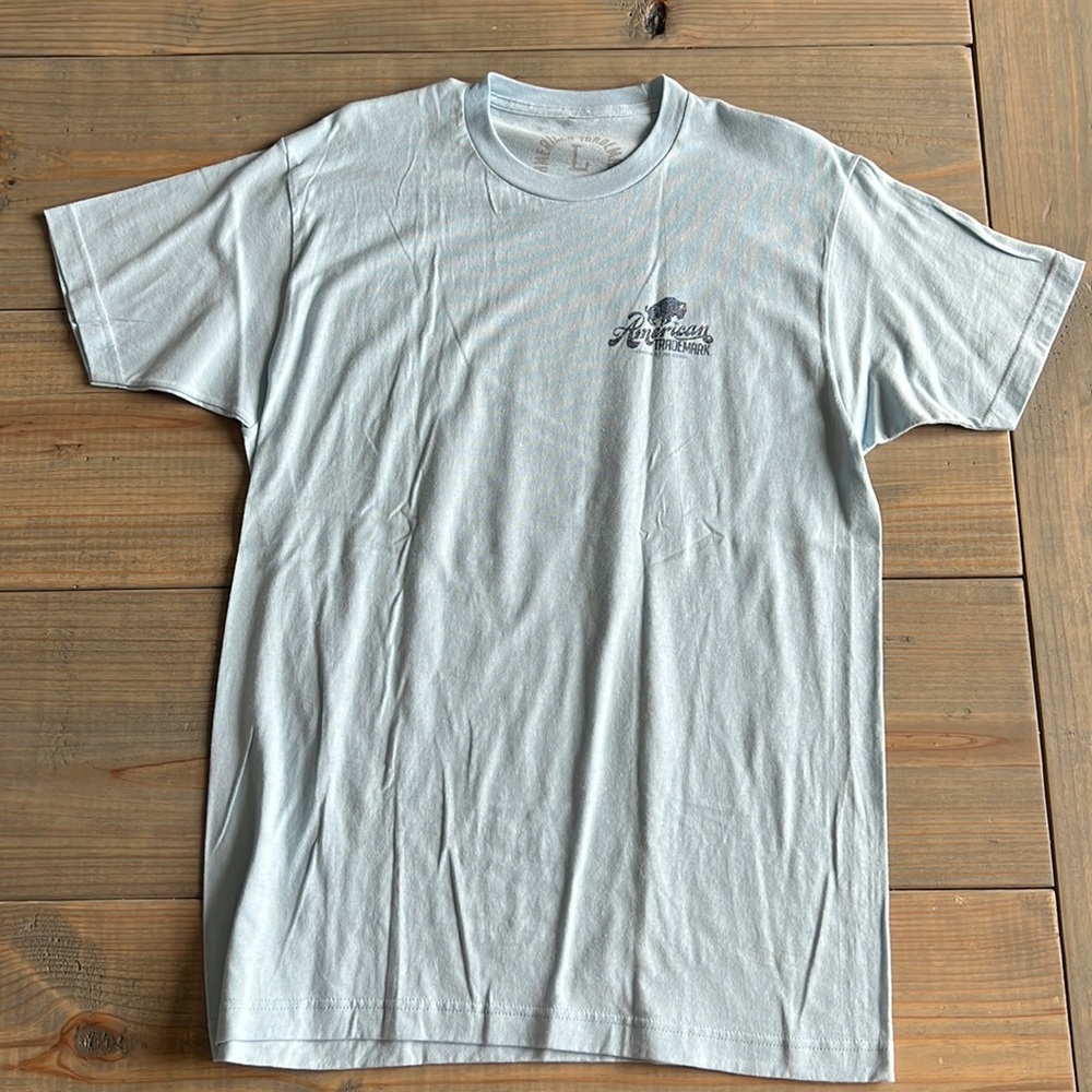 American Trademark Mens large graphic tee